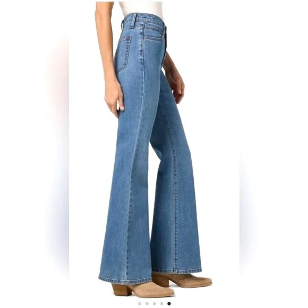 NWOT Joe's Jeans High-Rise Flare Leg Jeans In Anita Medium Wash Size 29 (33"L)